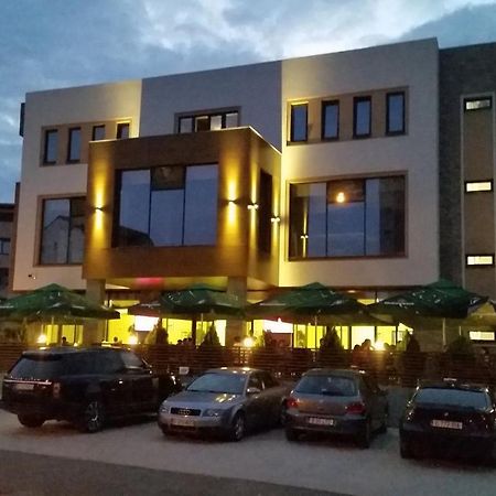 Hotel Excellence Bukarest Exterior foto